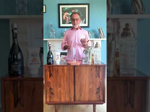 Salvatore Calabrese - Cocktail "Raspberry Peach Bellini" [ Rus. Subtitles ]