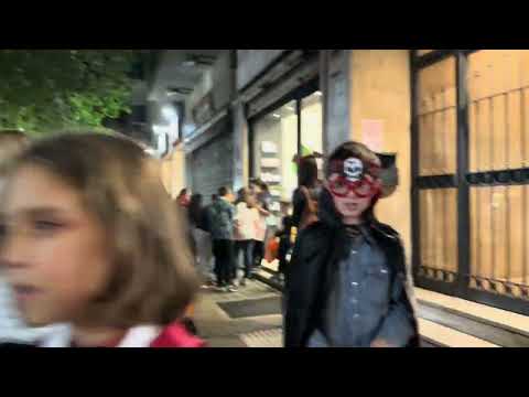 Night Tour | Roma - Italy😍🎃Halloween🎃مغربي في الغربة😍 جولة في روما ايطاليا🌧️😍