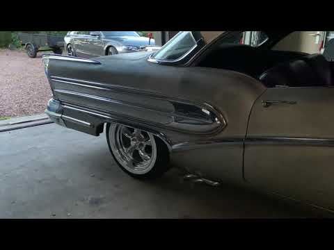Buick super Riviera 1958 V8 sound