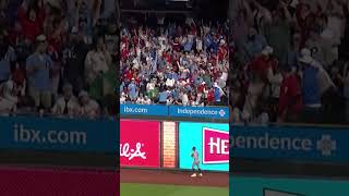 Felix Reyes was UNFAZED facing Chris Sale in his first MLB at-bat ????