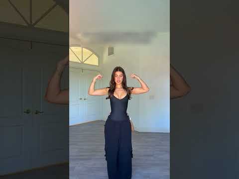 Diesen TikTok-Tanz muss man sich zweimal ansehen...