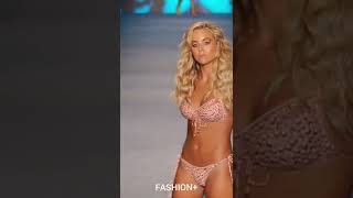 SWIMWEAR FASHION RUNWAY SHOW