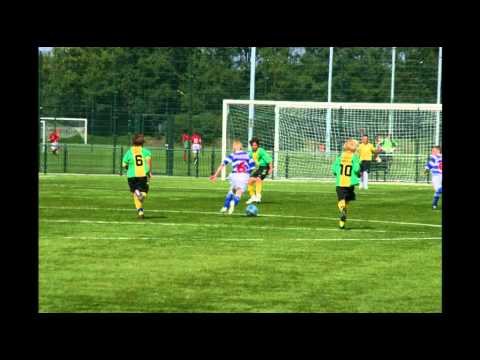 Huizen D1 - Spakenburg D1    de Foto's