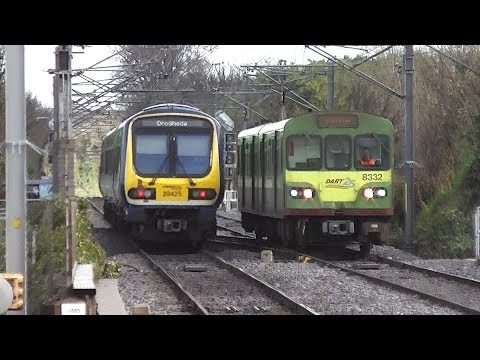 IE 29000 Class DMU Train 29425 - Clontarf Road Station, Dublin