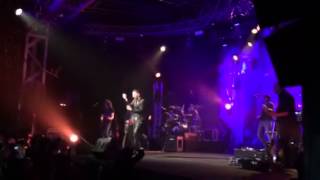 Nesli live Fabrique Milano 06.05.2015 - Dimmi che vuoi che sia + Allora ridi - #1