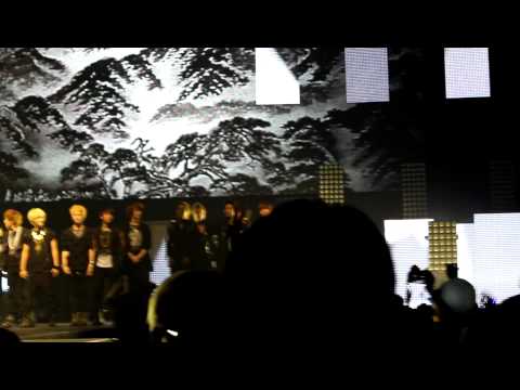 111126 Ending Stage at Kpop Masters (TVXQ, SHINee, MBLAQ, SISTAR, B.E.G., Beast, G.Na, 4Minute)