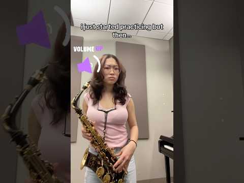volume all the way up!! #musicmajor #musicians #musician #saxophone #saxplayer #bandkids #music
