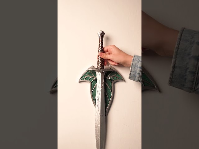 Vídeo relacionado con Grupo Erik Lampara El Señor de los Anillos - Lampara escritorio Gaming - Figura Earendil con LUZ LED tenue (Funciona con USB) Decoración habitación: El Señor de los Anillos Regalos Merchandising