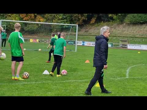 Trainingseinheit SVG GW Bad Gandersheim mit Pierre Littbarski