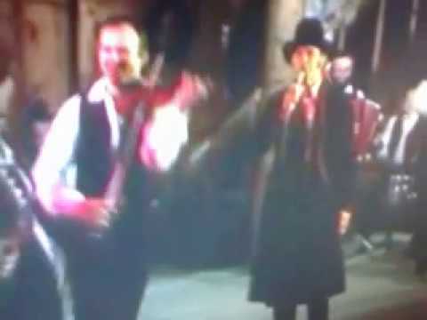 Asker Ilves ja MAHAVOK - Juunikuu(filmist "KU-KU") 1984