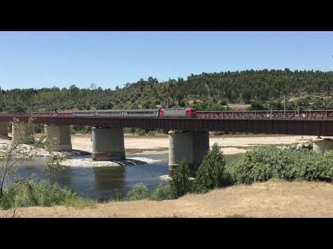CP 5607 com IC 543 - Praia do Ribatejo
