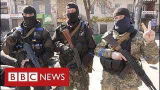 The small town in Ukraine which saw off the Russian army - BBC News