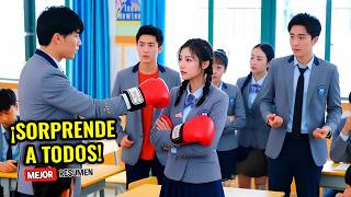 🔥EXPERTA EN ARTES MARCIALES VA A NUEVA ESCUELA Y SUFRE ACOSO, PERO| Mejor Resumen