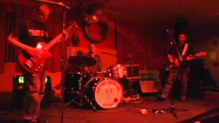 Frank Black Tribute: Choo Choo la Rouge perform &#39;My Life Is In Storage&#39;