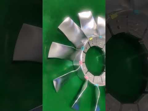 Lathe VS CNC machine? #CNC #CNCmachine #CNCtool #tooling #precision #automation #5axis #SYNECNC#rtcp