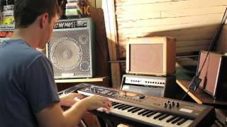 Video thumbnail for Roland Juno Di Synth Keyboard Review by AllenMusicShop
