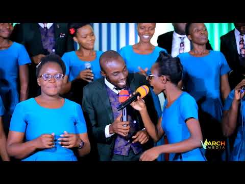 JENGA JUU YA MWAMBA // THE BEREAN GOSPEL MINISTERS LIVE AT KEWI (SMS SKIZA 9884872 to 811)