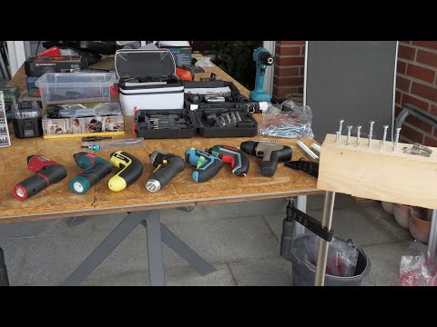 Einzeller 4V Akkuschrauber mit Vorsätzen 03 Bosch IXO ua - schrauben in Holz