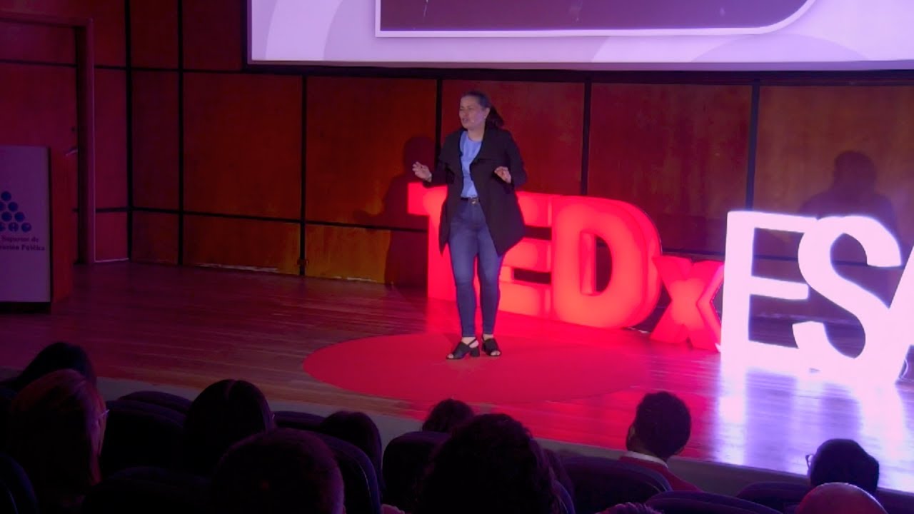 Las mujeres podemos hacer el cambio, en la administración pública | Rocío Serrano Merchán | TEDxESAP