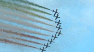 preview picture of video 'Italian Freece Tricolori Aerobatic Flying Team - Belgian Air Force Days 2014'