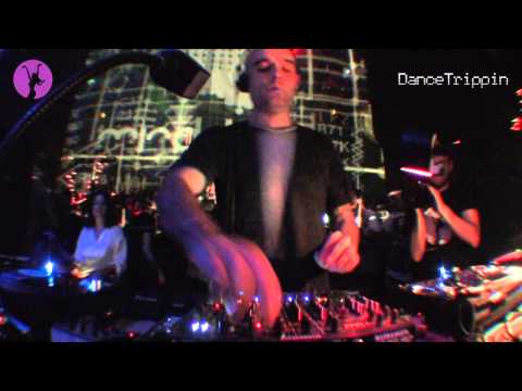 Mario H - Sin Saber Que Hacer [played by Paco Osuna]