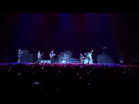 Dune Rats & Murray Wiggle Am I Ever Gonna See Your Face Again - Yungblud IDOLS  Tour Sydney 10/1/26