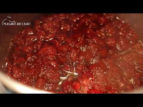 Homemade Strawberry Jam Low Sugar Recipe - No Pectin | Gem de Capsuni