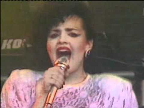 Modern Hungária- Nílusi lány