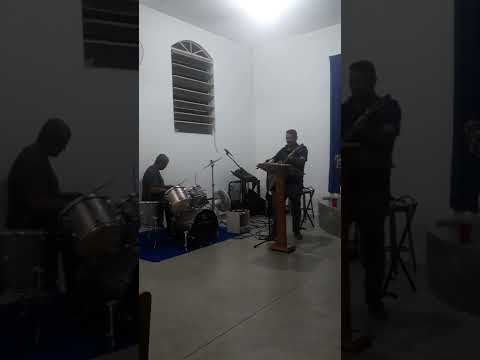 corinhos de fogo na igreja restauração do povo de irsael..