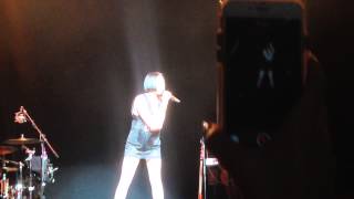 Jessie J - Seal Me With A Kiss (LIVE) Feb.15 2015 Miami