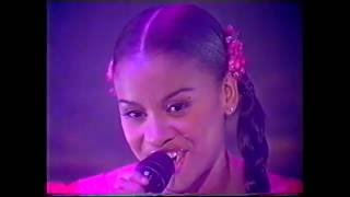 Snap! featuring Niki Haris - Do You See the Light (Looking For) (TOTP)