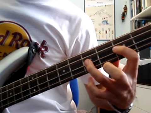 Lick of the week is a good trick - by Matteo Soba - Bass Funky Style 1.AVI