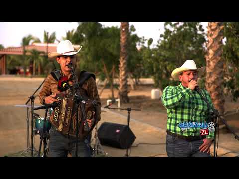 Grupo Arriesgado - Los Mitotes (En Vivo 2021)