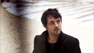 Un homme Music Video