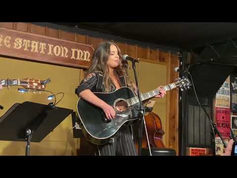 “Lazy” - Lauren Mascitti live at the Station Inn 1/9/23 (Original)