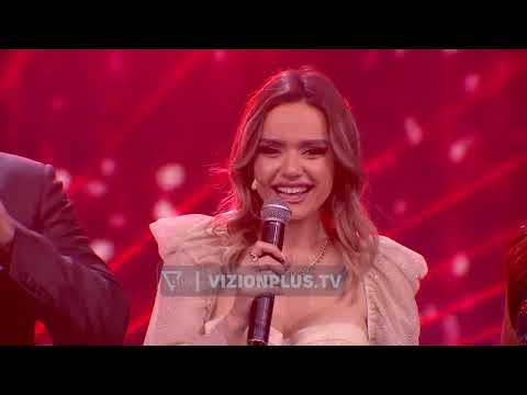 VIZIONARET/ Stafi i Vizion Plus - Ja na erdhi viti i ri - Show - Vizion Plus