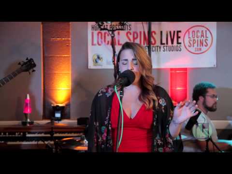 Hannah Rose & The GraveTones - Local Spins Live @ River City Studios