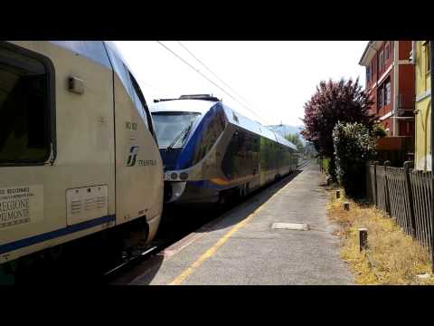 LA PARTENZA DEL MINUETTO D.IN NUOVA E VECCHIA LIVREA : BORGO S.DALMAZZO.(CN) 17 - 4 - 2017