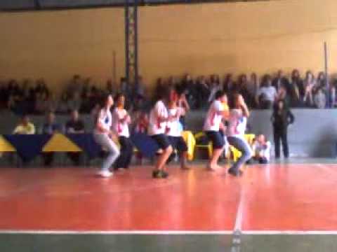 Abertura Jogos Interclasses Maxime 2011 - 8º Ano A (Bahia)