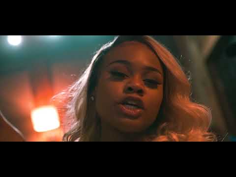@keyisqueen - Queen Key ft. Valee - Pass My Blunt (filmed by @Lacedvis )
