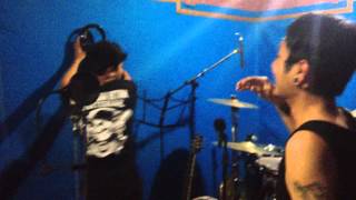 behind the scene kesendirianku accoustic recording