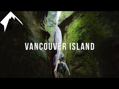 image-What are the islands between Vancouver and Victoria?