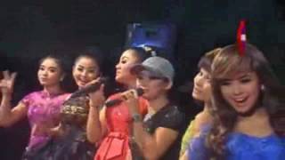Download lagu Dangdut Koplo Angkles Monata Berdendang - All Artis Monata mp3