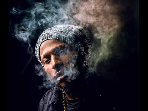 KING KALABASH   "ELLE M'ATTEND"