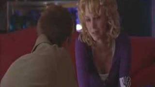 Lucas console Peyton devant Brooke