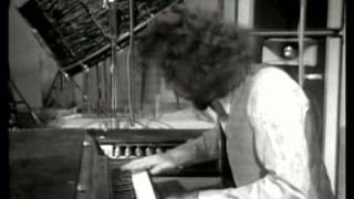 SPIRIT-RANDY CALIFORNIA: 1970 &quot;Fresh Garbage&quot; TV appearance