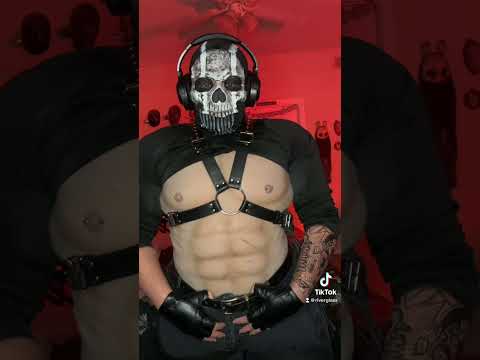 Call of Duty Modern Warfare 2 Ghost Cosplay Transformation