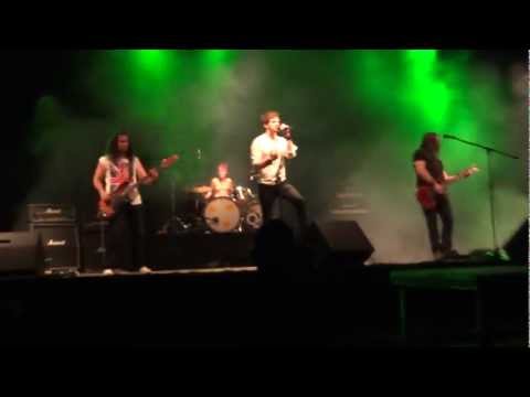 Ozone Mama Creedence Clearwater Revival - Fortunate Son Cover PeCsa p2 [HD]