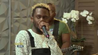 Kwesta featuring TLT perform "Mayibabo" Kwesta featuring TLT perform "Mayibabo"
