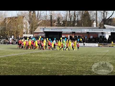 Frauen: BV Brambauer 13/45 - BVB-Frauen - Einlauf in die GlückAuf Arena, Lünen